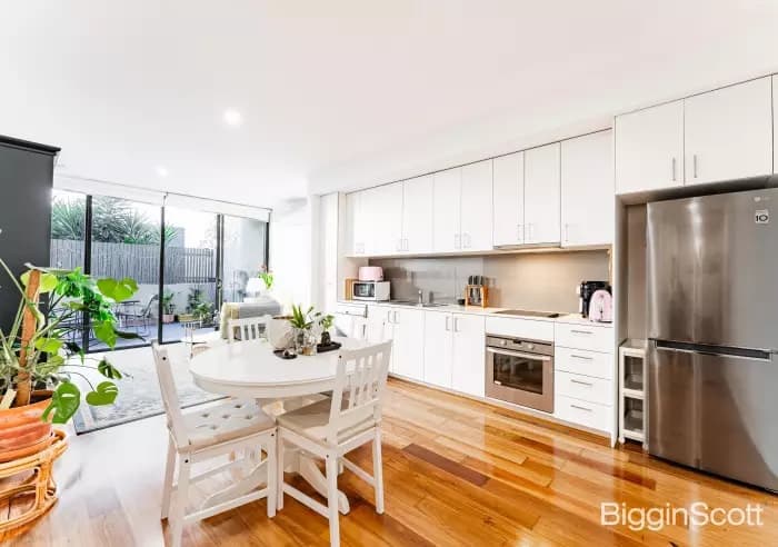 20/2-4 Samada Street, Notting Hill, VIC, Notting Hill - Thumbnail 4