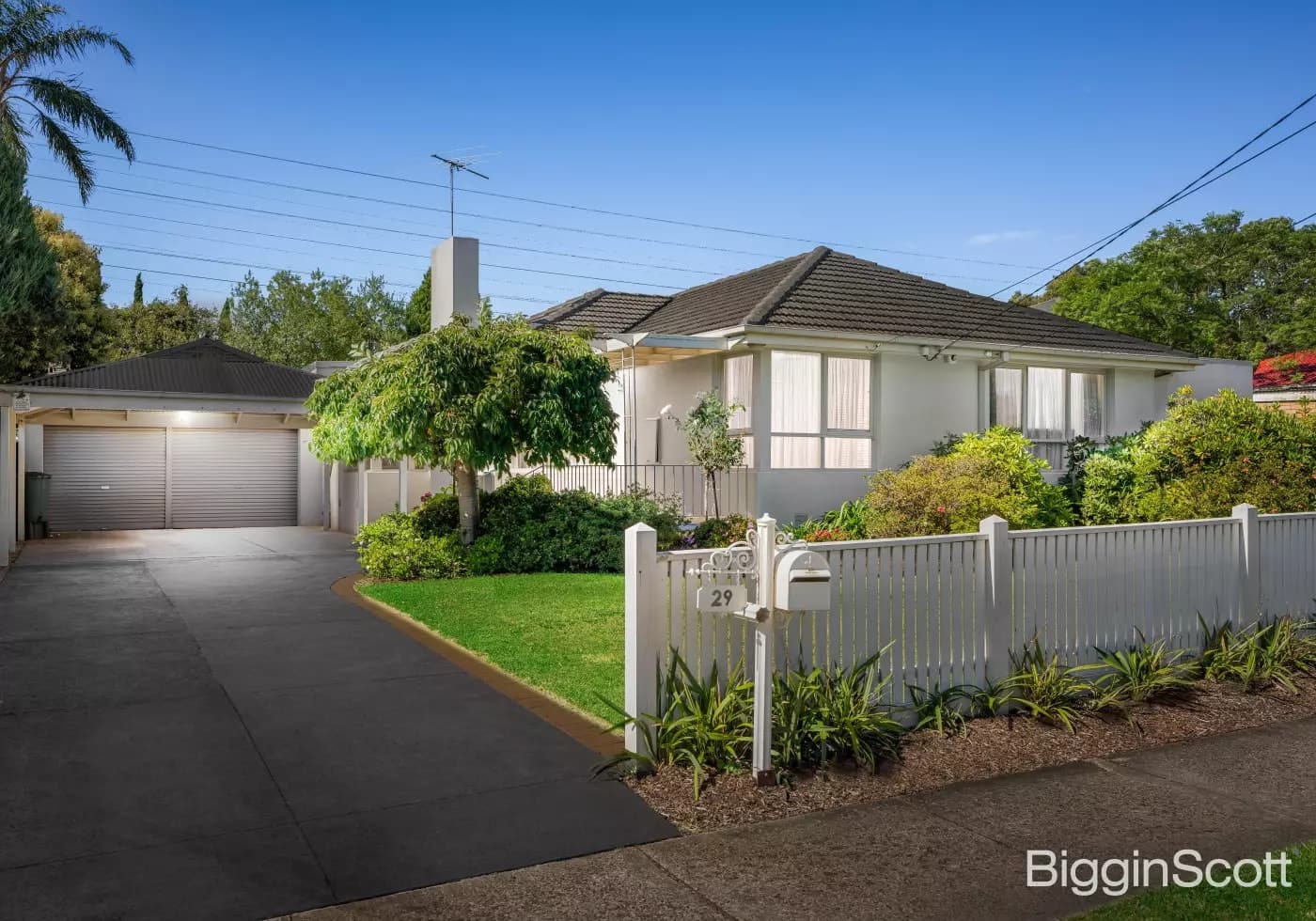 29 Koonalda Avenue, Glen Waverley, VIC, Glen Waverley - Thumbnail 2