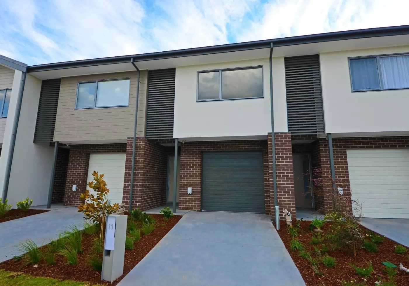 11 Cascades Way, Wantirna South, VIC, Wantirna South - Thumbnail 2