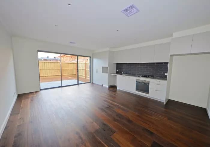 11 Cascades Way, Wantirna South, VIC, Wantirna South - Thumbnail 4