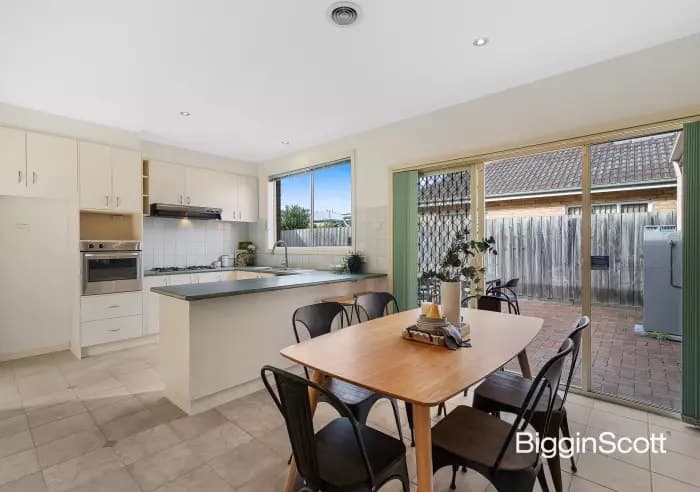 1/3 Melaleuca Drive, Glen Waverley, VIC, Glen Waverley - Thumbnail 6