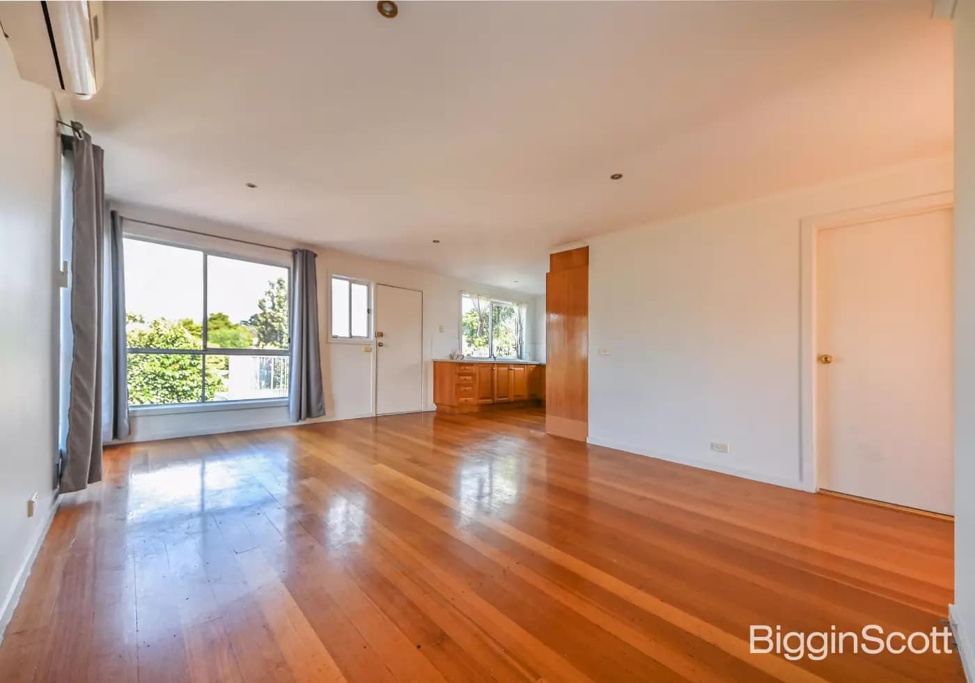 97A Springvale Road, Glen Waverley, VIC, Glen Waverley - Thumbnail 2