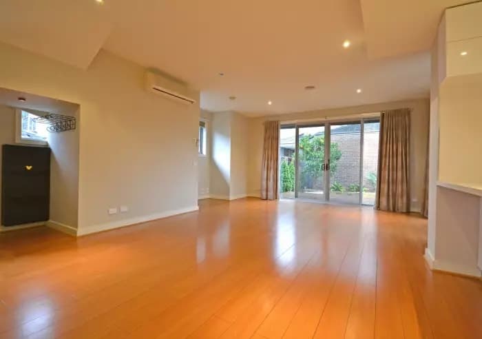 2/7 Newton Street, Chadstone, VIC, Chadstone - Thumbnail 4