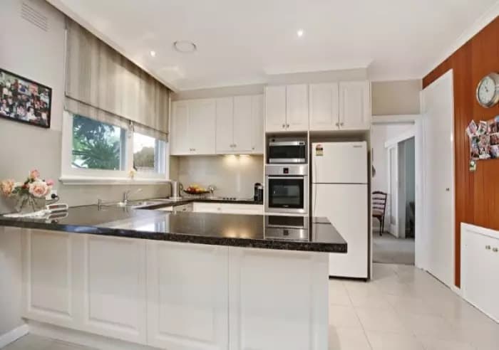 56 Jacqueline Road, Mount Waverley, VIC, Mount Waverley - Thumbnail 3