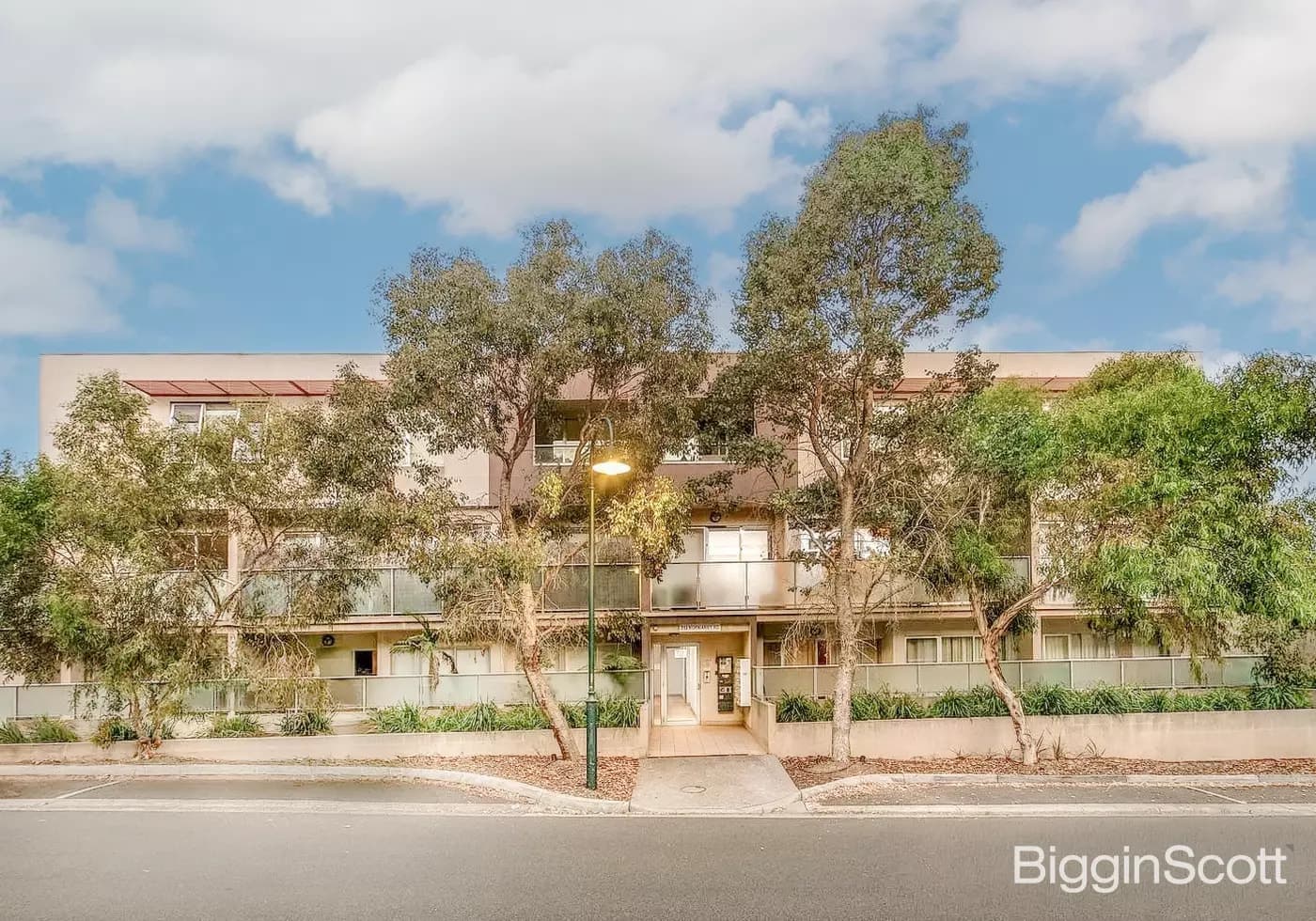 15/213 Normanby Road, Notting Hill, VIC, Notting Hill - Thumbnail 2