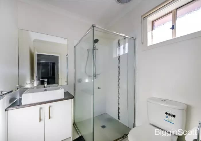 2/12 Miller Crescent, Mount Waverley, VIC, Mount Waverley - Thumbnail 4