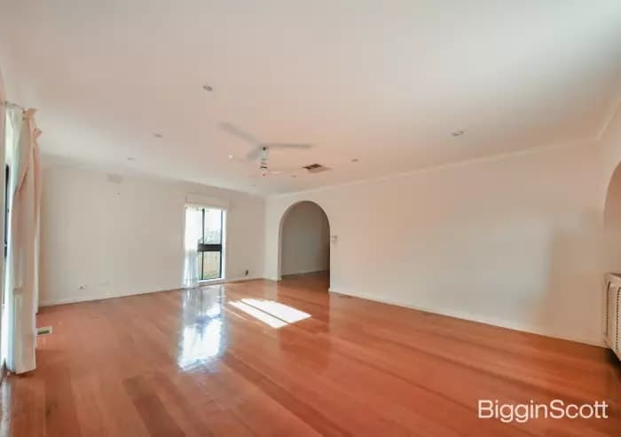 10 Peveril Street, Glen Waverley, VIC, Glen Waverley - Thumbnail 3