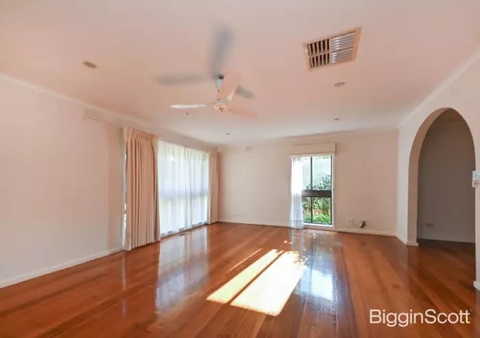 10 Peveril Street, Glen Waverley, VIC, Glen Waverley - Thumbnail 4