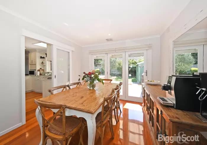 9 Radleigh Drive, Wheelers Hill, VIC, Wheelers Hill - Thumbnail 5