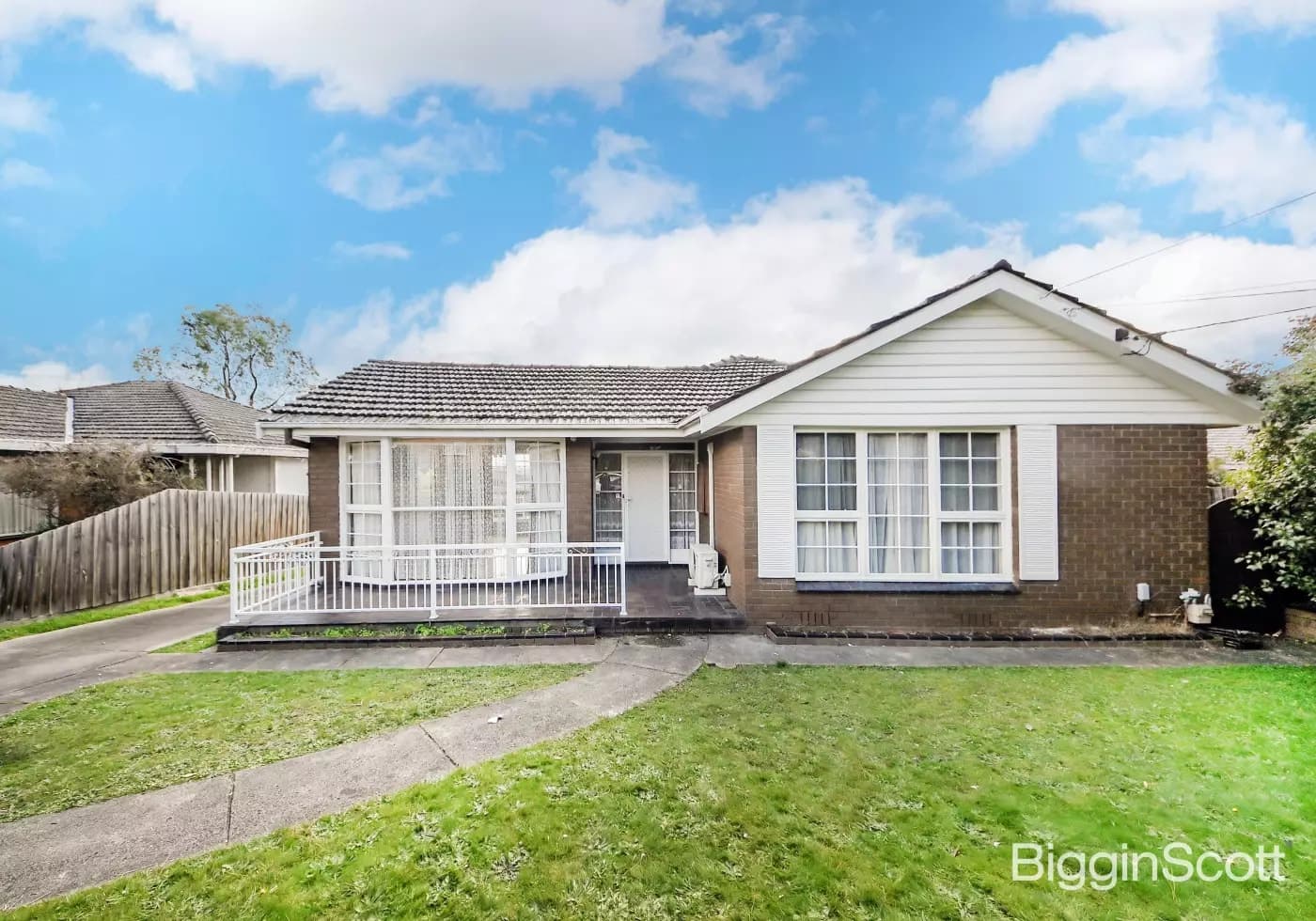11 Range View Court, Glen Waverley, VIC, Glen Waverley - Thumbnail 2