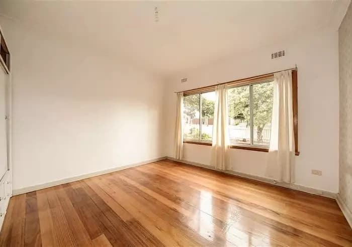 33 Glenbrook Avenue, Clayton, VIC, Clayton - Thumbnail 3