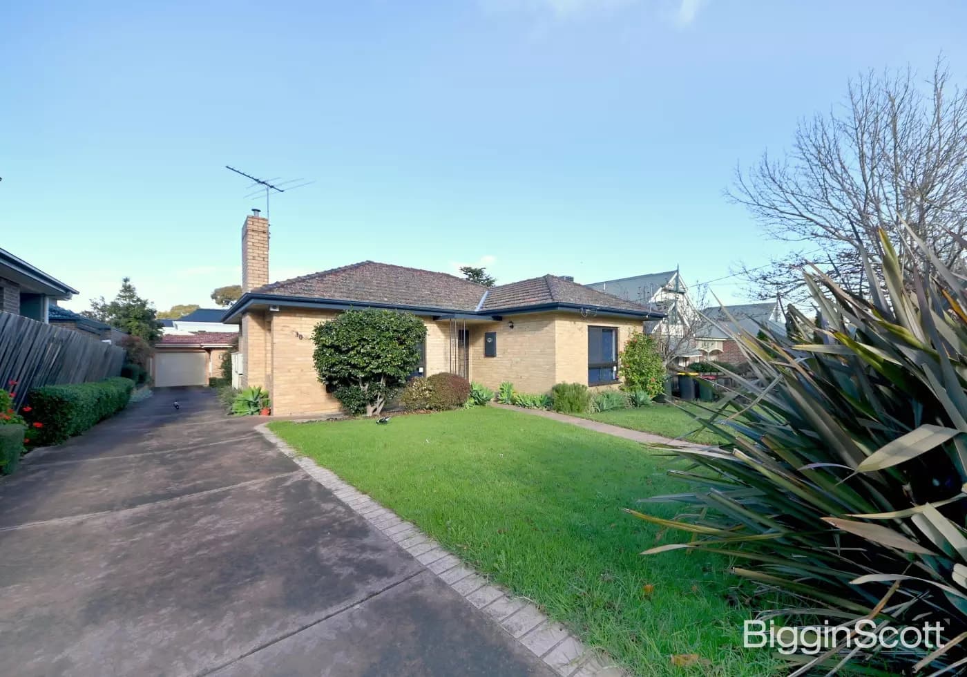 1/30 Sesame Street, Mount Waverley, VIC, Mount Waverley - Thumbnail 2