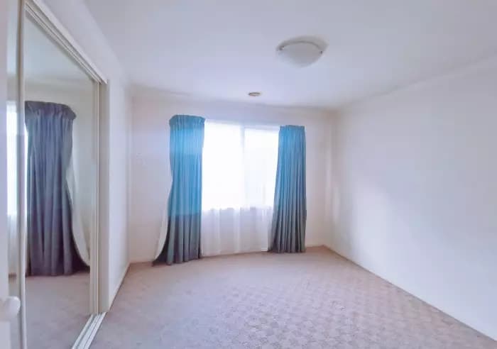 2/2 Somers Court, Glen Waverley, VIC, Glen Waverley - Thumbnail 3
