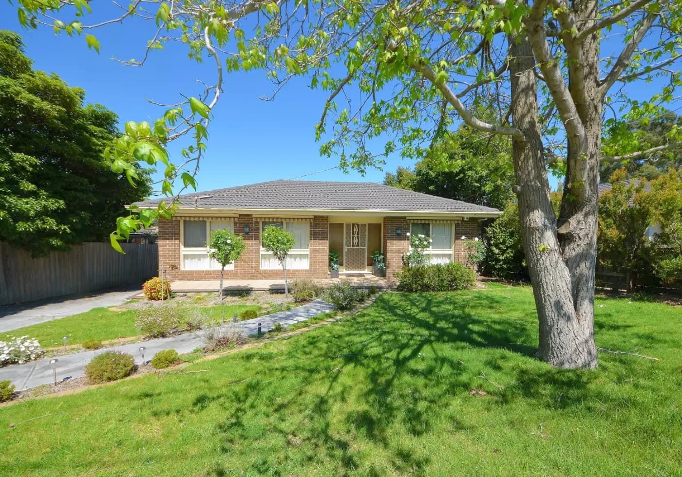 14 Billara Close, Wantirna South, VIC, Wantirna South - Thumbnail 2