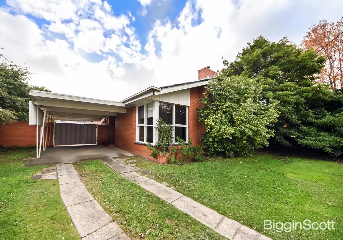 14 Crocus Crescent, Glen Waverley, VIC, Glen Waverley - Thumbnail 2