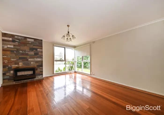 14 Crocus Crescent, Glen Waverley, VIC, Glen Waverley - Thumbnail 3