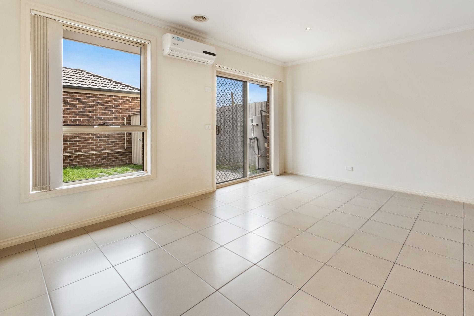 10/10-12 George Street, Reservoir, Reservoir - Thumbnail 5