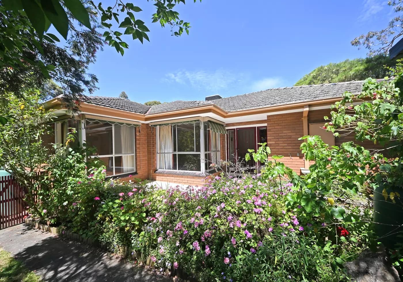 15 Lilian Street, Glen Waverley, VIC, Glen Waverley - Thumbnail 2