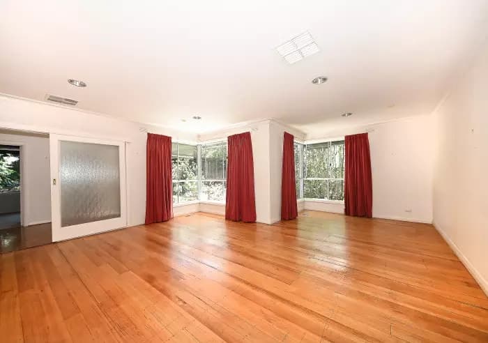 15 Lilian Street, Glen Waverley, VIC, Glen Waverley - Thumbnail 3