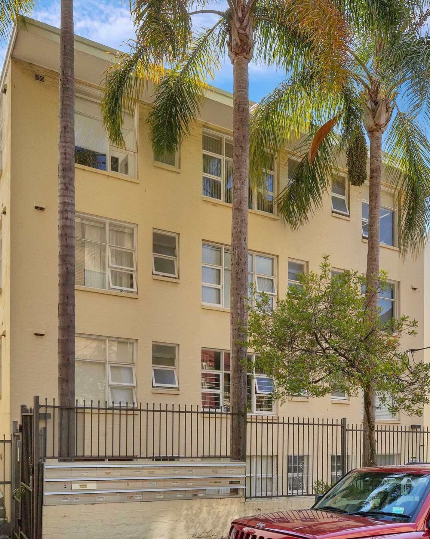 13/147 Brougham Street Woolloomooloo, Woolloomooloo - Thumbnail 2