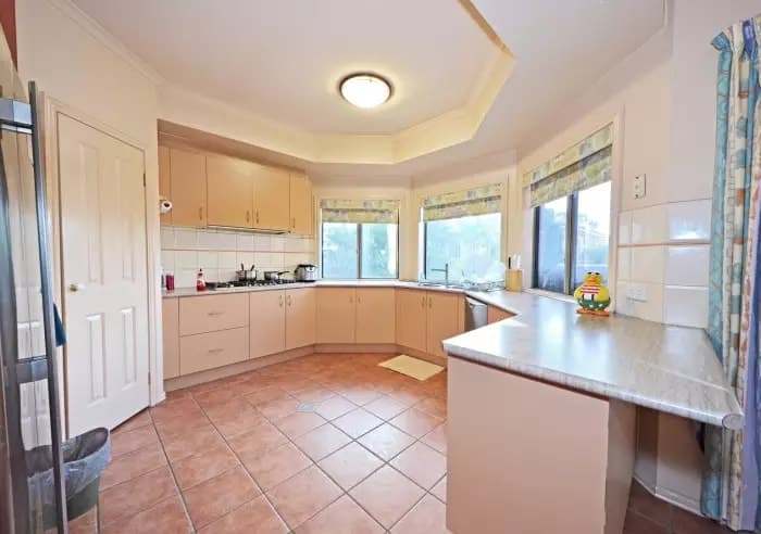 2 James West Street, Glen Waverley, VIC, Glen Waverley - Thumbnail 4