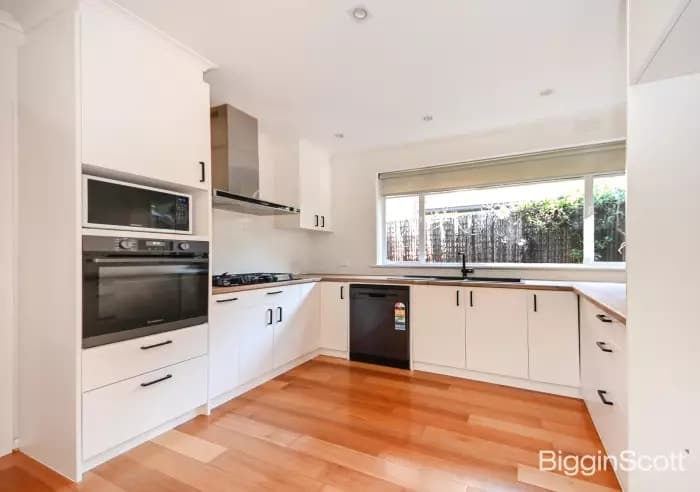1/12 Bennett Avenue, Mount Waverley, VIC, Mount Waverley - Thumbnail 4