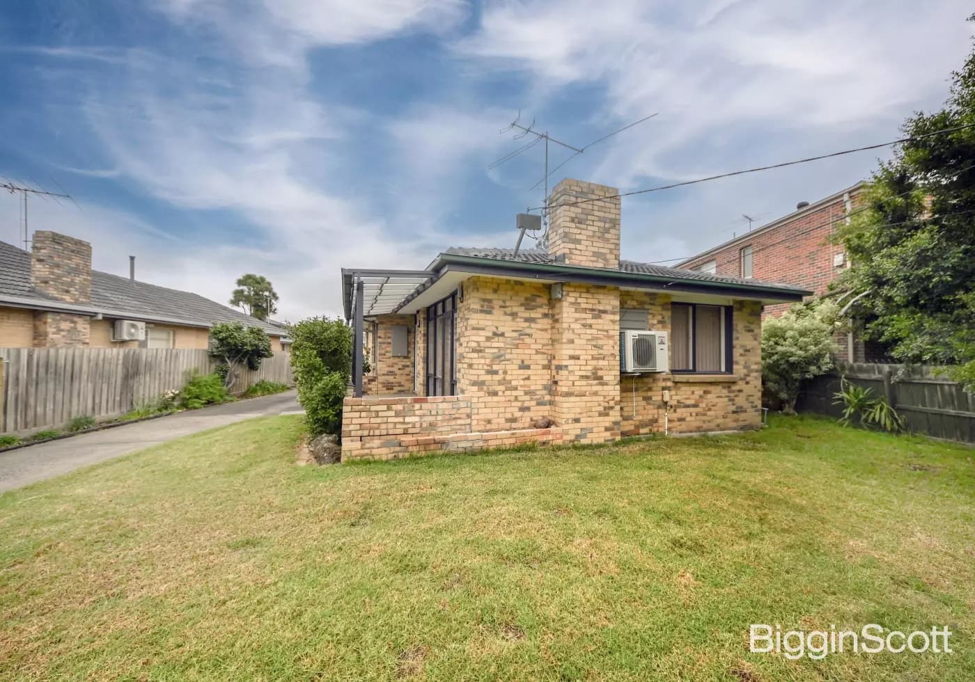 1/6 Melaleuca Drive, Glen Waverley, VIC, Glen Waverley - Thumbnail 2
