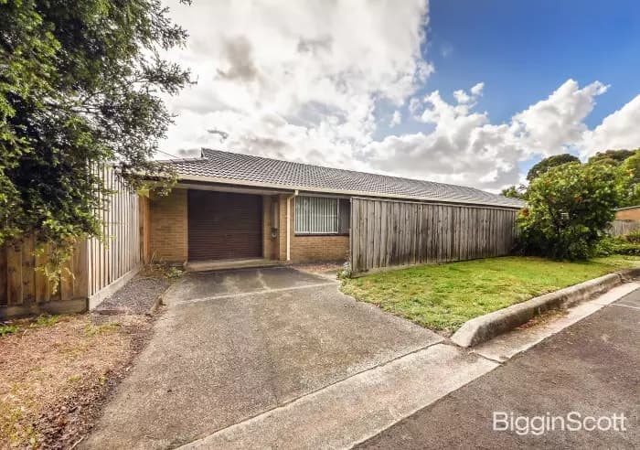 33 Fernvale Crescent, Wheelers Hill, VIC, Wheelers Hill - Thumbnail 3