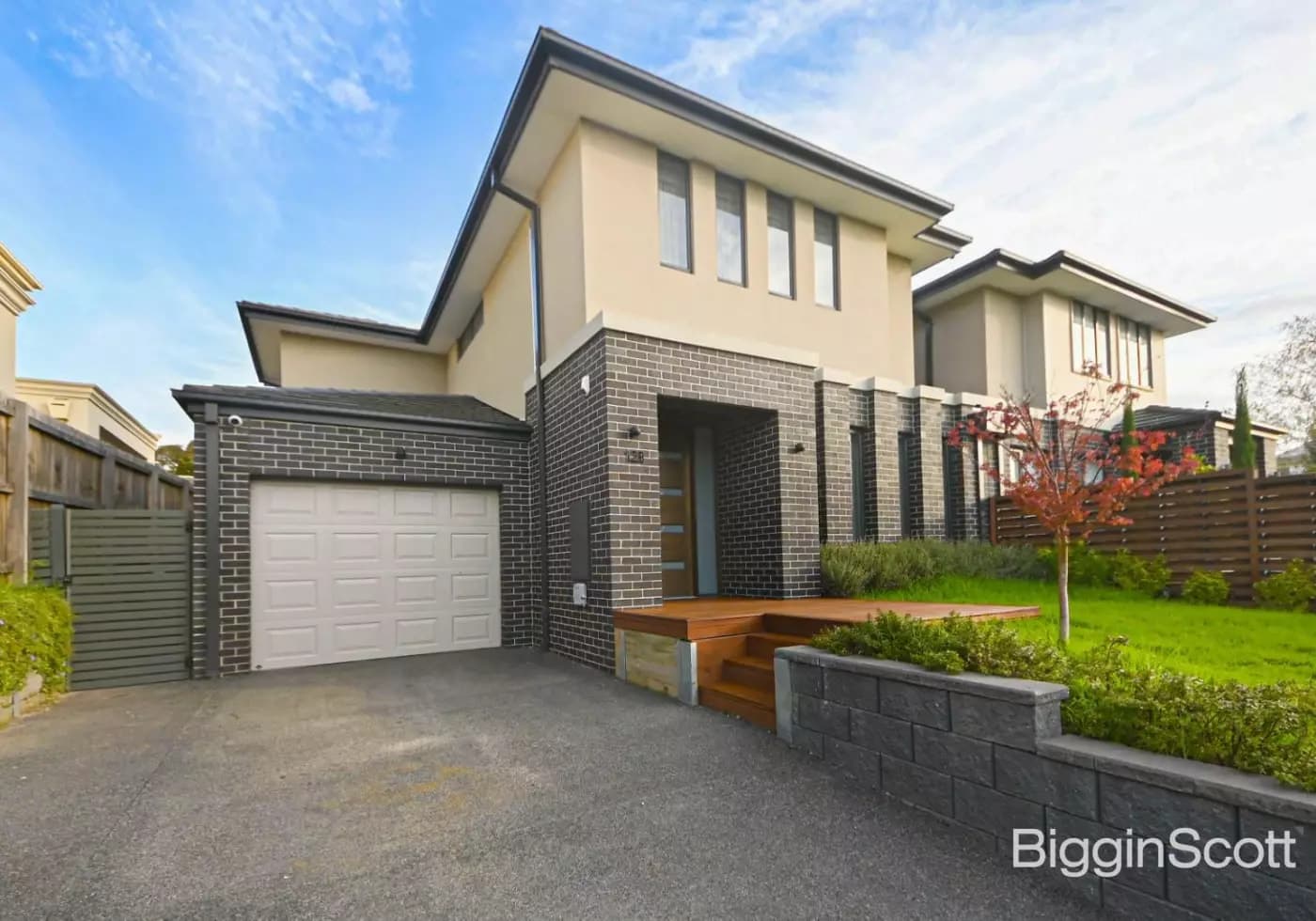 12B Oak Hill Road, Mount Waverley, VIC, Mount Waverley - Thumbnail 2