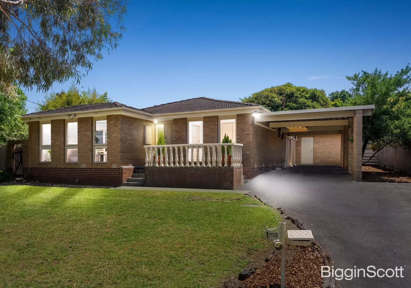 1 Plymouth Street, Glen Waverley, VIC, Glen Waverley - Thumbnail 2