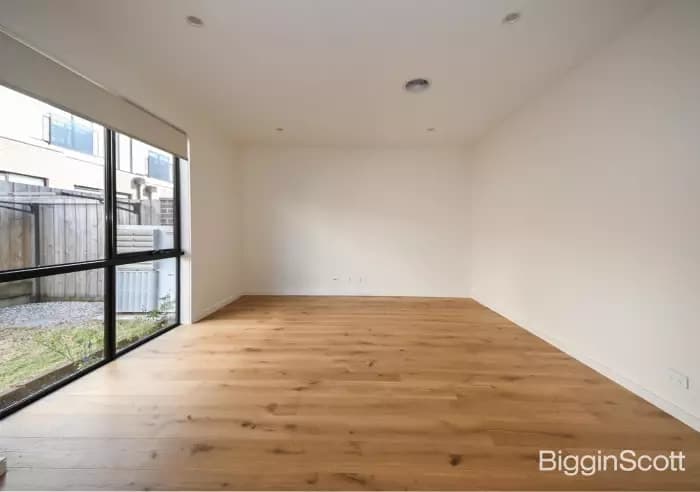 26 Northcote Circuit, Burwood East, VIC, Burwood East - Thumbnail 4