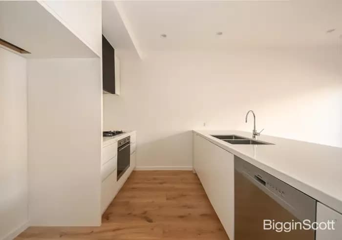 26 Northcote Circuit, Burwood East, VIC, Burwood East - Thumbnail 6