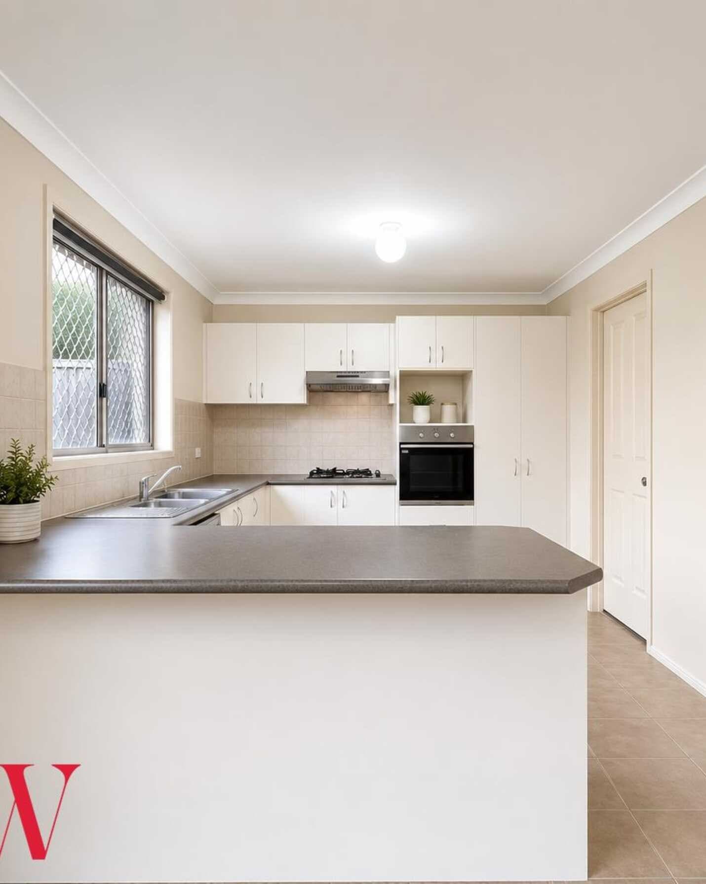 3 Greenwich Walk Campbelltown, Campbelltown - Image 1