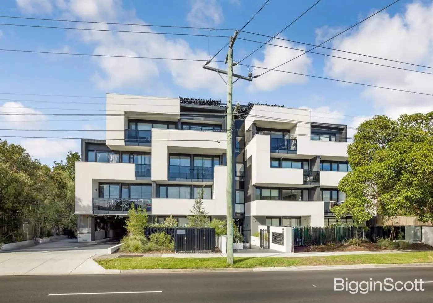 01/260 Burwood Highway, Burwood, VIC, Burwood - Thumbnail 2