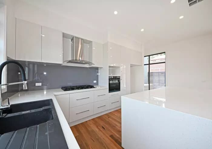1/14 Stephensons Place, Mount Waverley, VIC, Mount Waverley - Thumbnail 4