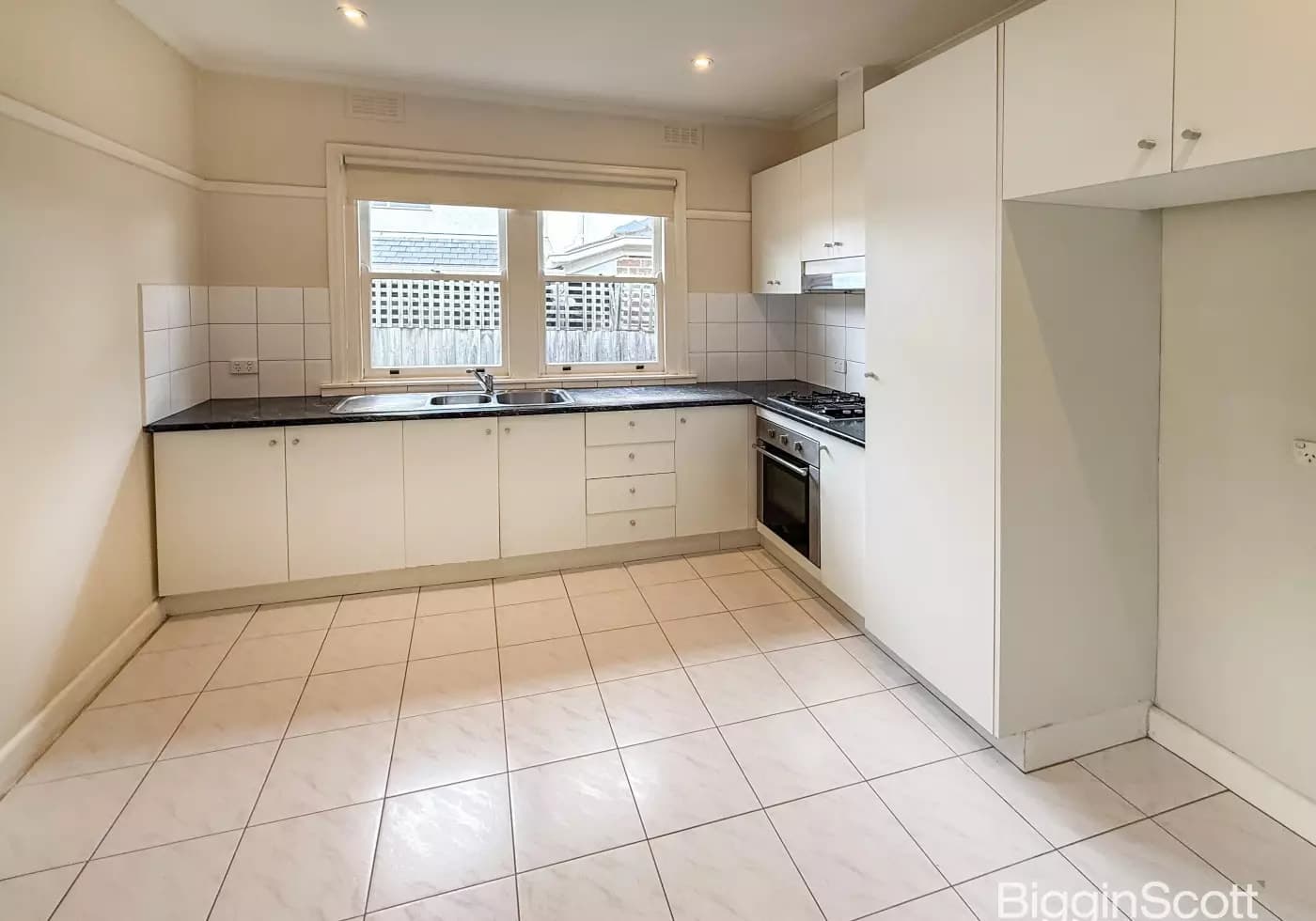 1/82 Kionga Street, Clayton, VIC, Clayton - Thumbnail 2