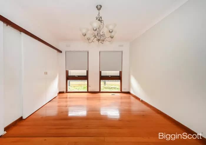 12 Esperance Road, Mount Waverley, VIC, Mount Waverley - Thumbnail 3