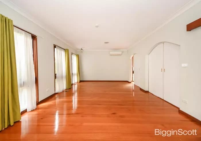 12 Esperance Road, Mount Waverley, VIC, Mount Waverley - Thumbnail 4