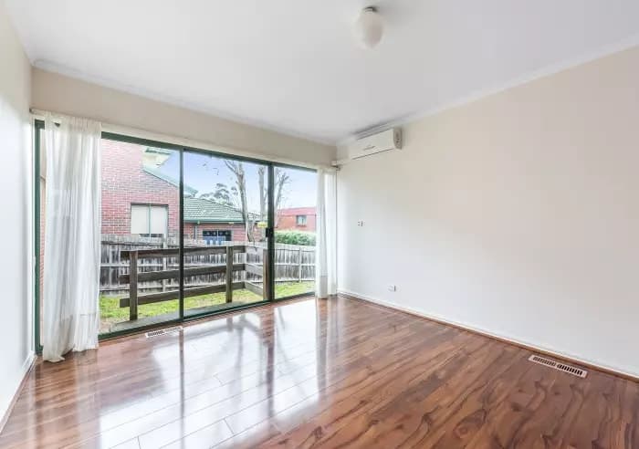 2/4 Prospect Street, Mount Waverley, VIC, Mount Waverley - Thumbnail 4