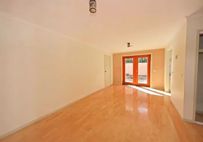 27 Gateway Close, Chadstone, VIC, Chadstone - Thumbnail 3