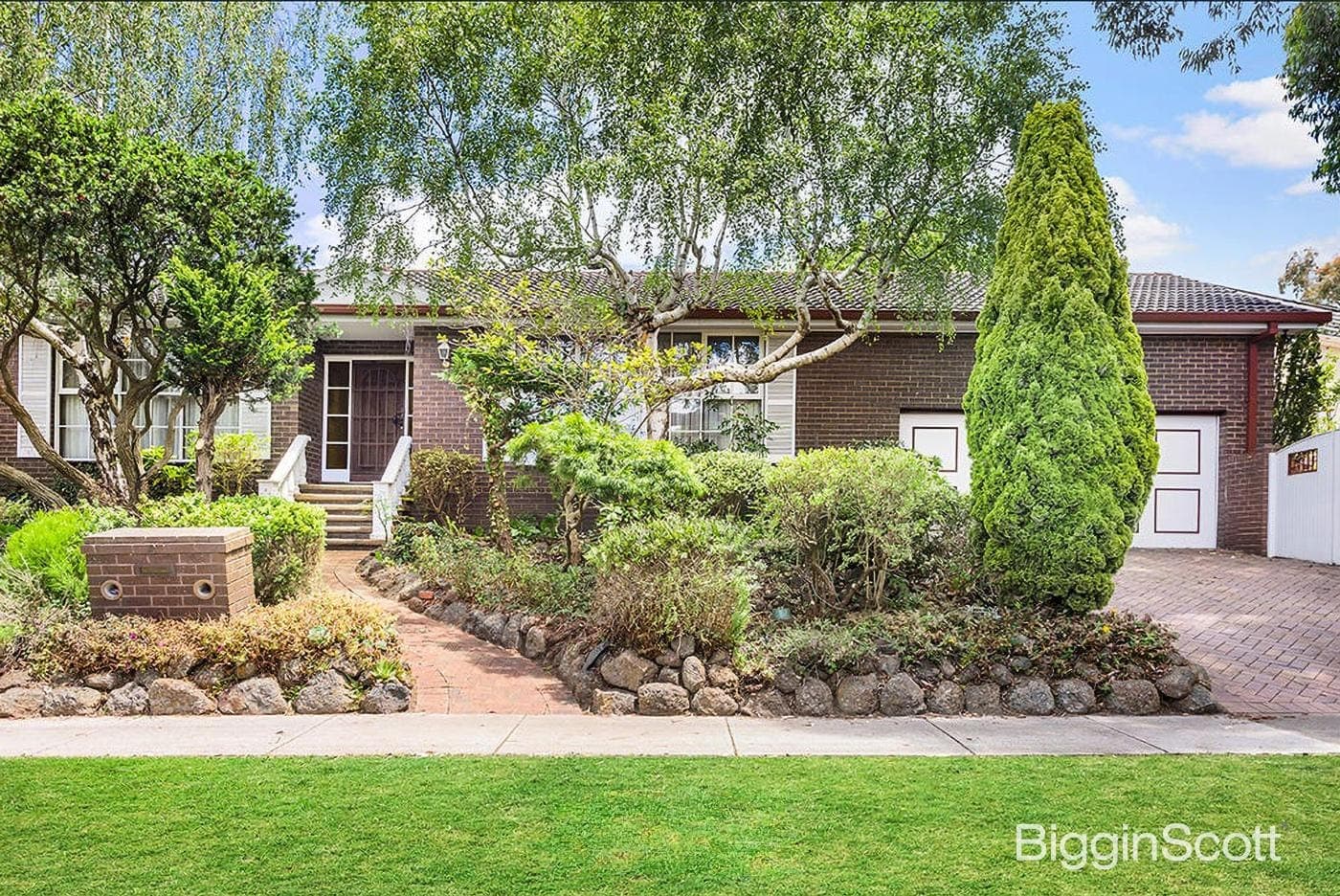 2 Torwood Avenue, Glen Waverley, VIC, Glen Waverley - Image 1