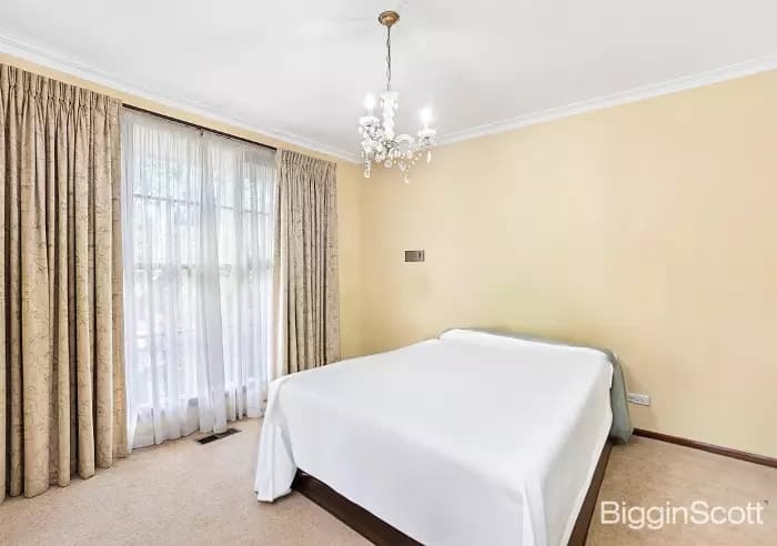 2 Torwood Avenue, Glen Waverley, VIC, Glen Waverley - Thumbnail 4