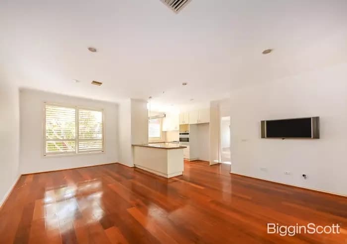8 Lubrano Street, Brighton East, VIC, Brighton East - Thumbnail 5