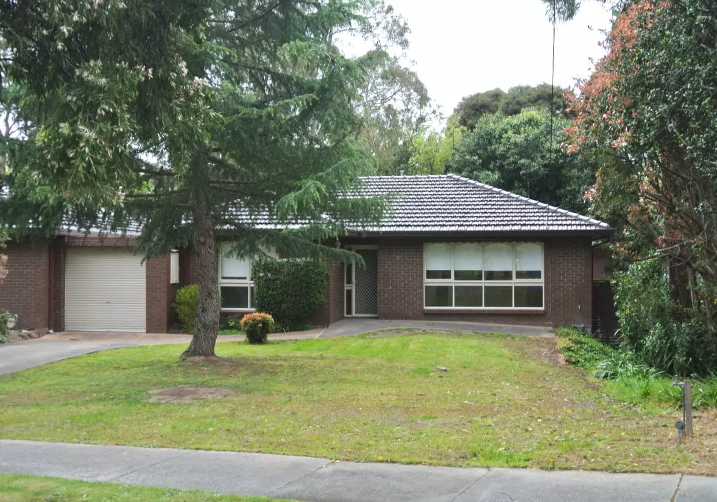 26 Marbray Drive, Glen Waverley, VIC, Glen Waverley - Thumbnail 2