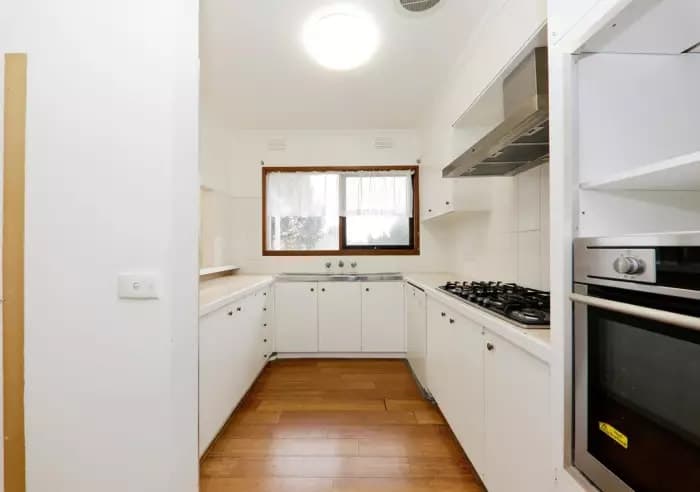 326 Jells Road, Wheelers Hill, VIC, Wheelers Hill - Thumbnail 3
