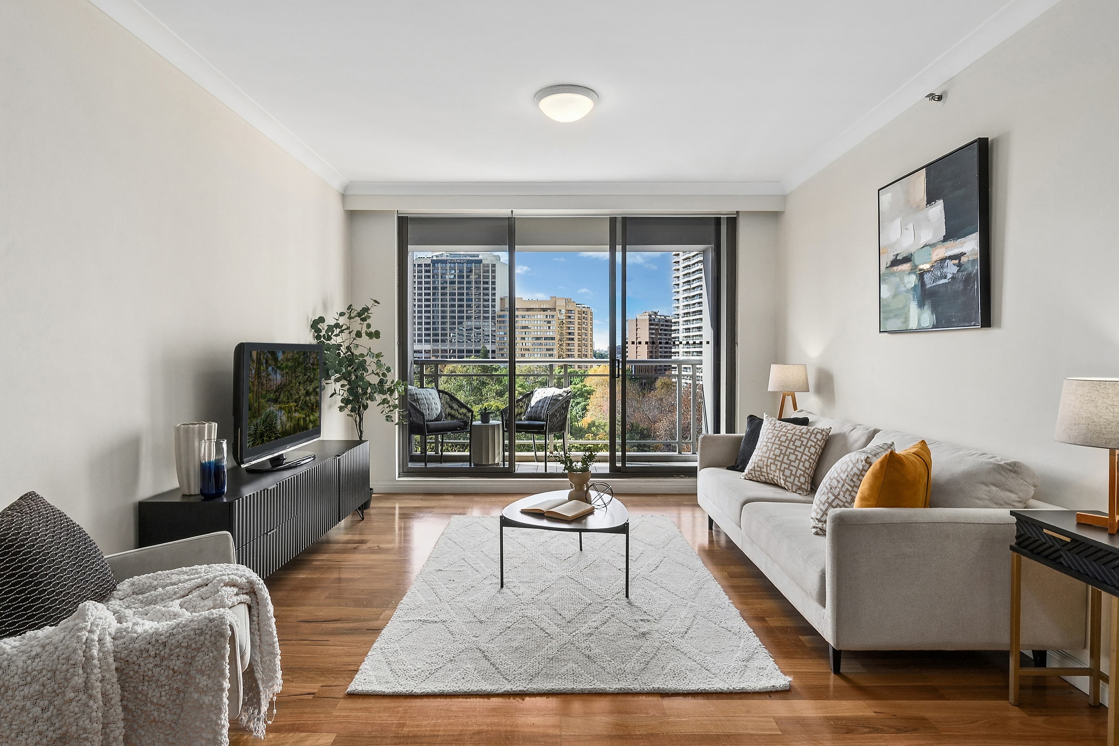 1002 / 281 Elizabeth Street, Sydney NSW 2000, Sydney - Thumbnail 2