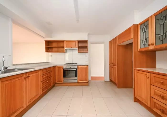 23 Excalibur Avenue, Glen Waverley, VIC, Glen Waverley - Thumbnail 4