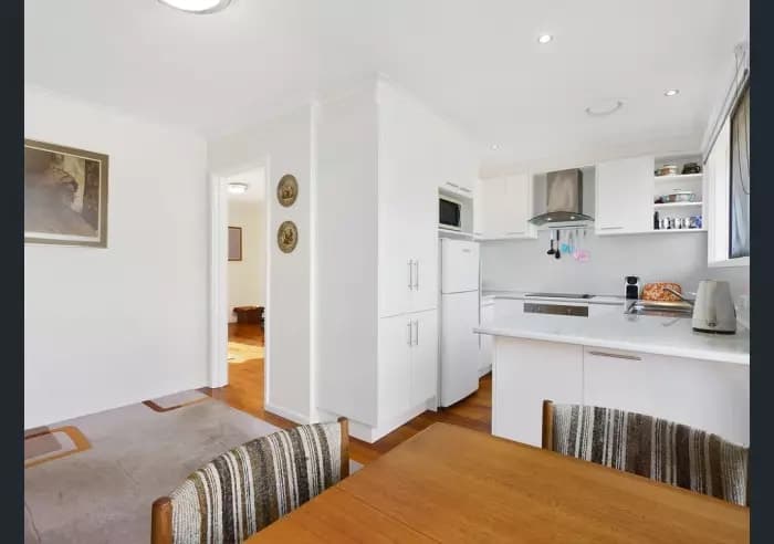 2/1 Elm Grove, Mount Waverley, VIC, Mount Waverley - Thumbnail 3