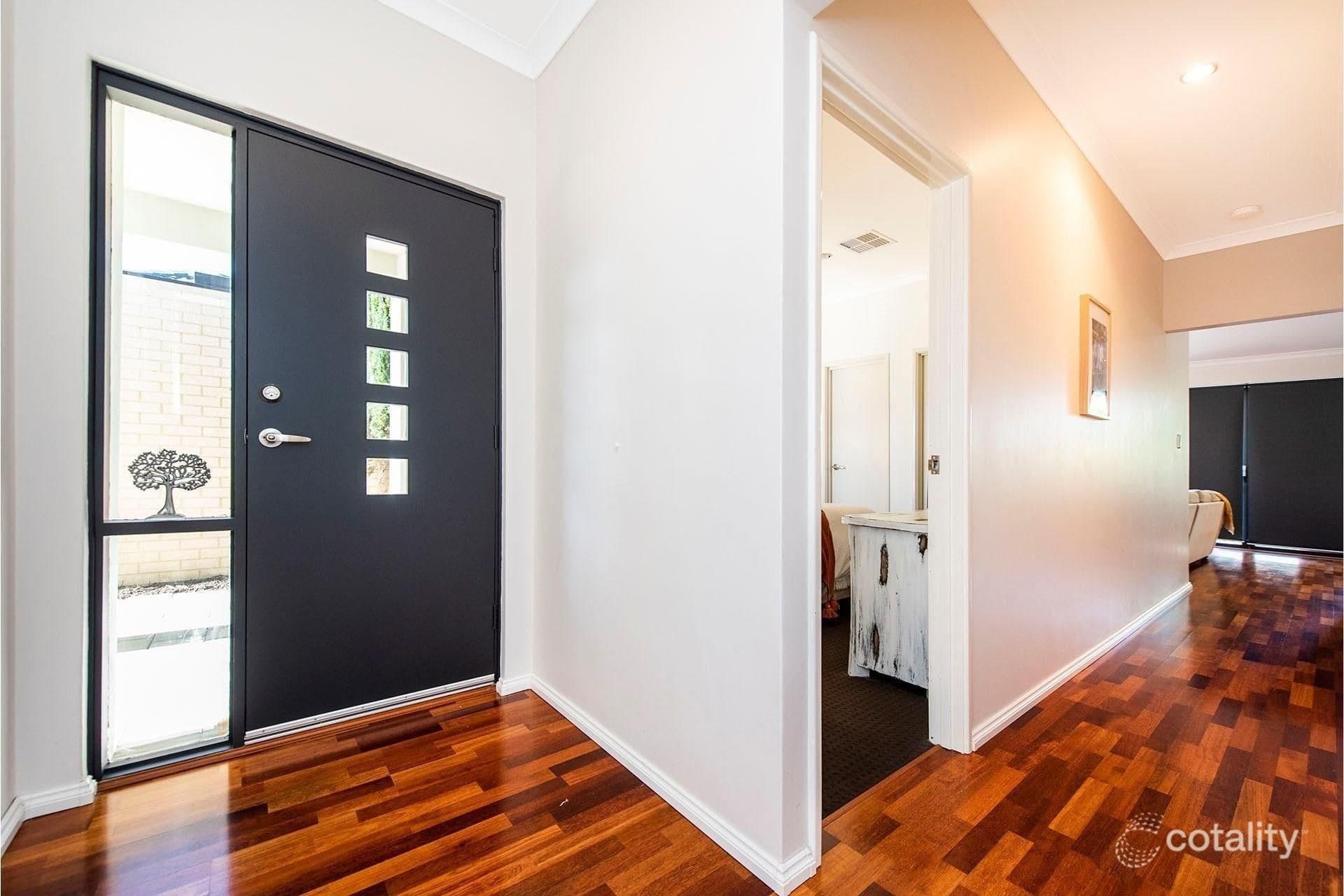 10 Larkhall Way, Butler, WA, 6036, Butler - Thumbnail 2