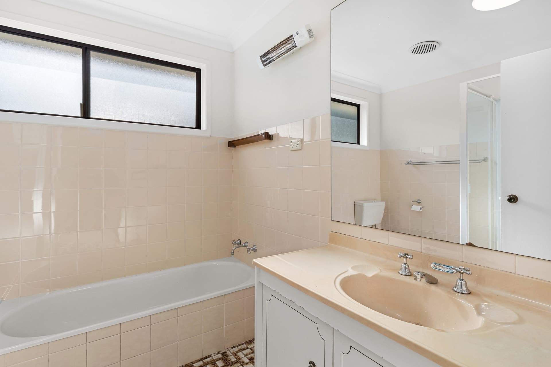52 Old Bush Road, Yarrawarrah, Yarrawarrah - Thumbnail 8